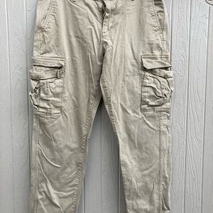 Men’s casual pants